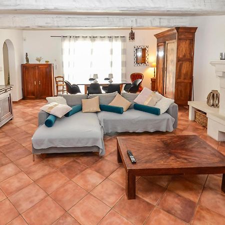 3 Bedroom Awesome Home In Chateuneuf De Gadagne Châteauneuf-de-Gadagne Екстериор снимка
