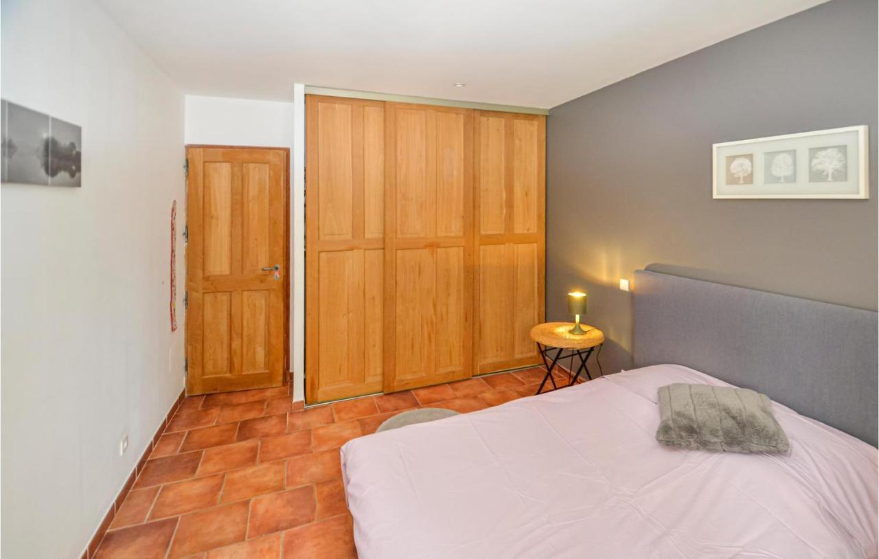 3 Bedroom Awesome Home In Chateuneuf De Gadagne Châteauneuf-de-Gadagne Екстериор снимка