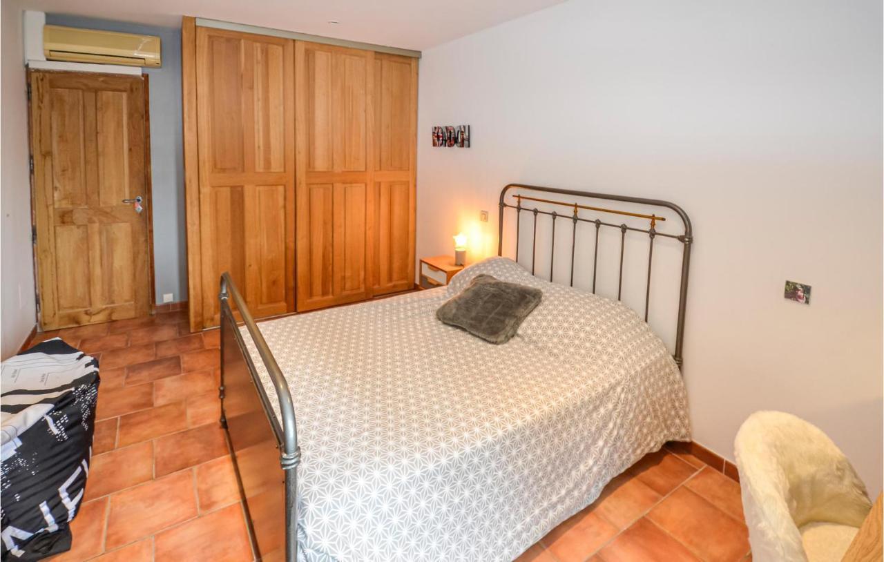 3 Bedroom Awesome Home In Chateuneuf De Gadagne Châteauneuf-de-Gadagne Екстериор снимка