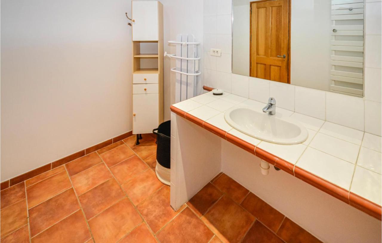 3 Bedroom Awesome Home In Chateuneuf De Gadagne Châteauneuf-de-Gadagne Екстериор снимка